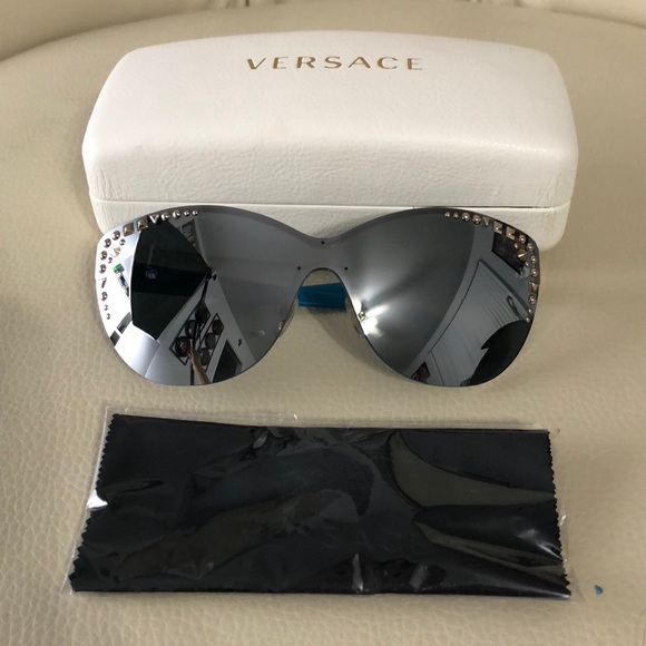 Versace Accessories - Versace Sunglasses